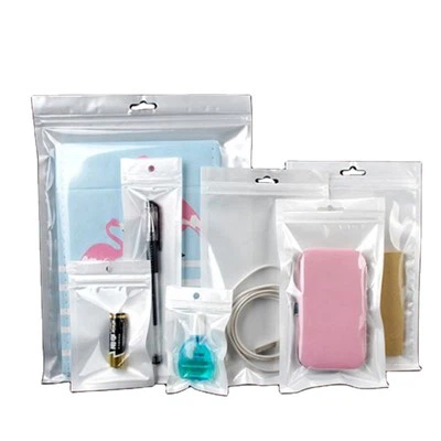 Pacáistiú Poly Pouch